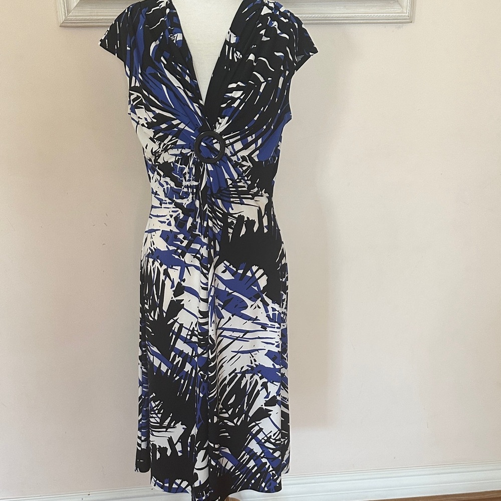 Evan Picone Blue Black White Abstract V-Neck Midi Dress